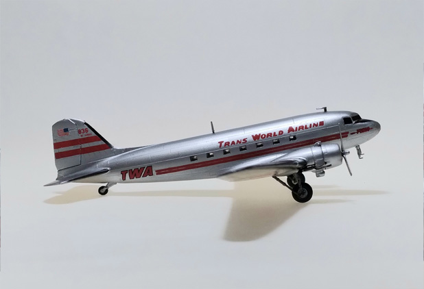 TWA DC-3 (Roden 1/144) Finished by Tim Robb
