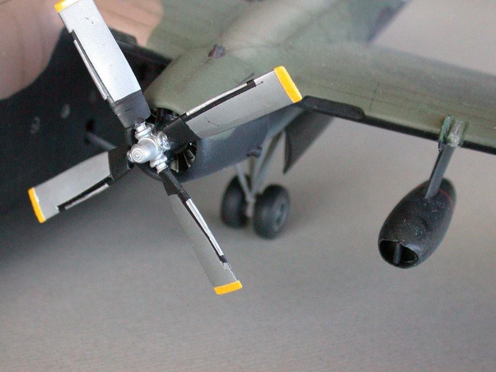 AC-119K (1/48)
