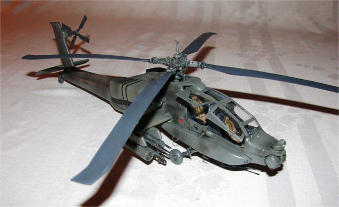 AH-64A Apache (Monogram 1/48)
