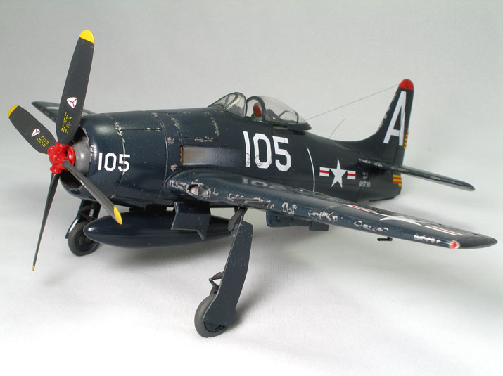 Grumman F8F-2 Bearcat (Testors 1/48)
