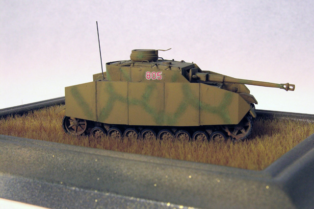 Panzer IV/H (1/87)
Roco Minitank , Panzer IV/H with photo-etch deatils.

