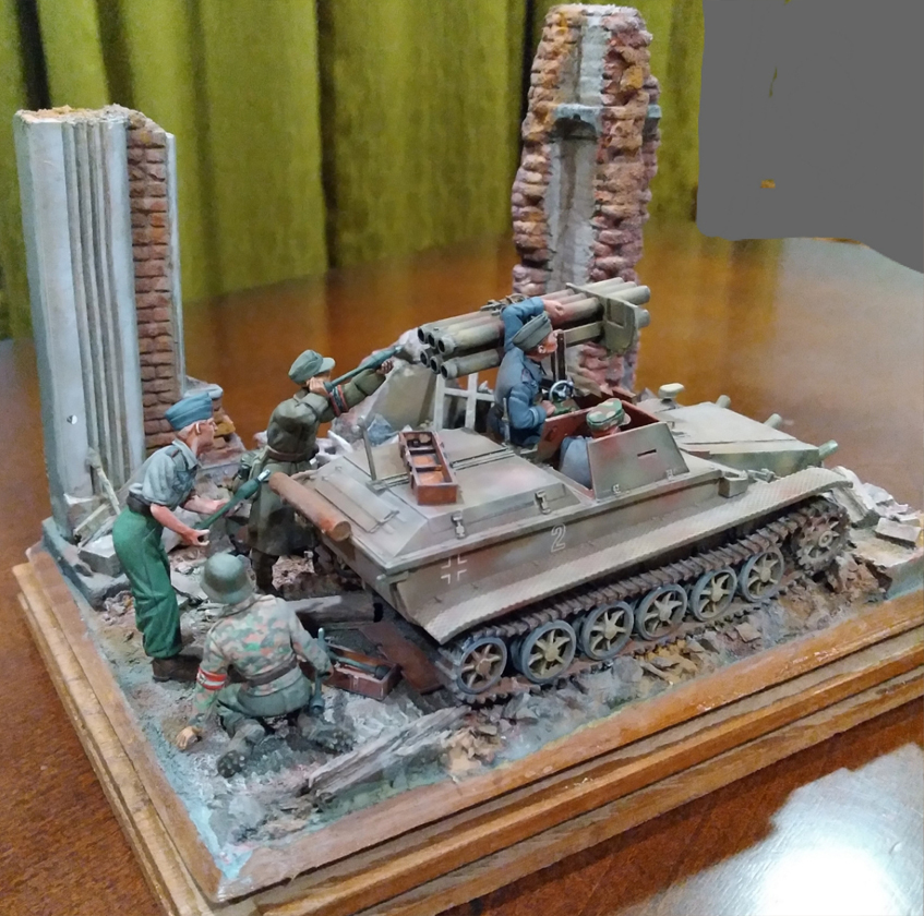 Borgward Vehicle with Panzershreks (Wanze (Das Werke) Real 1/35 with New World Miniatures figures)
