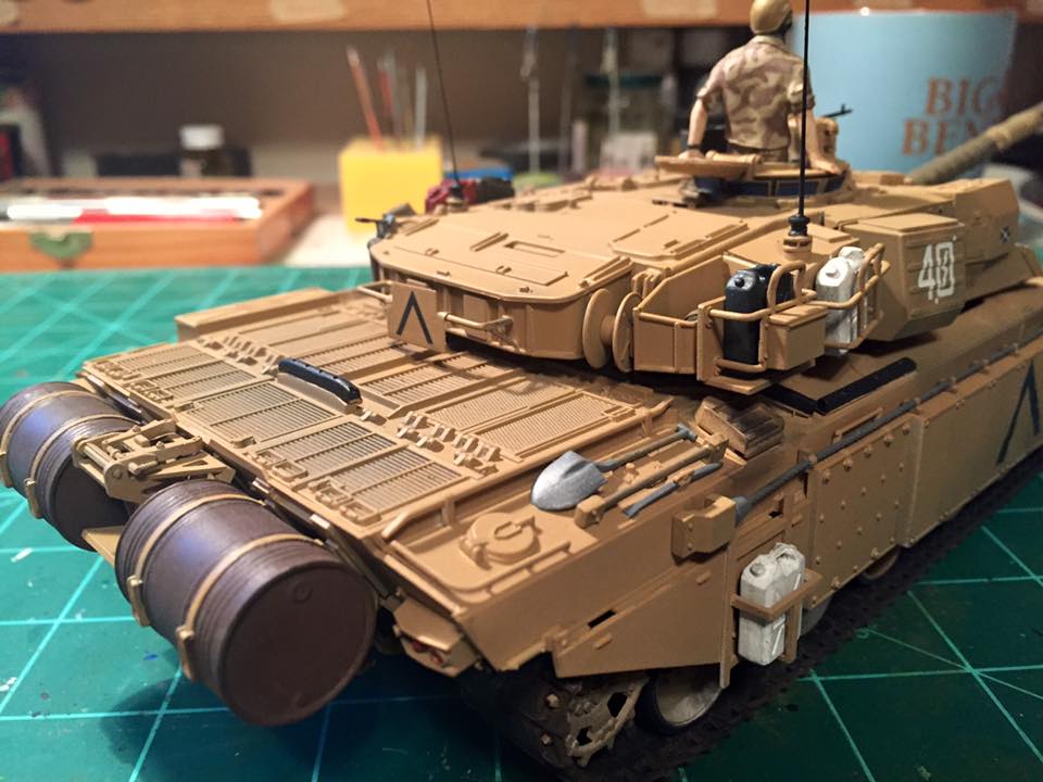 Challenger 1 Mk.3 (Tamiya 1/35)
This is the desert version from Operations Granby/Desert Sabre in 1991. Royal Scots Dragoon Guards.
