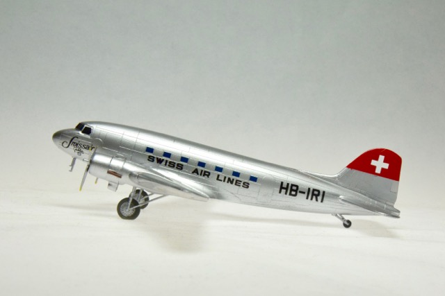 DC-3, Swiss Airlines (Minicraft 1/144)
