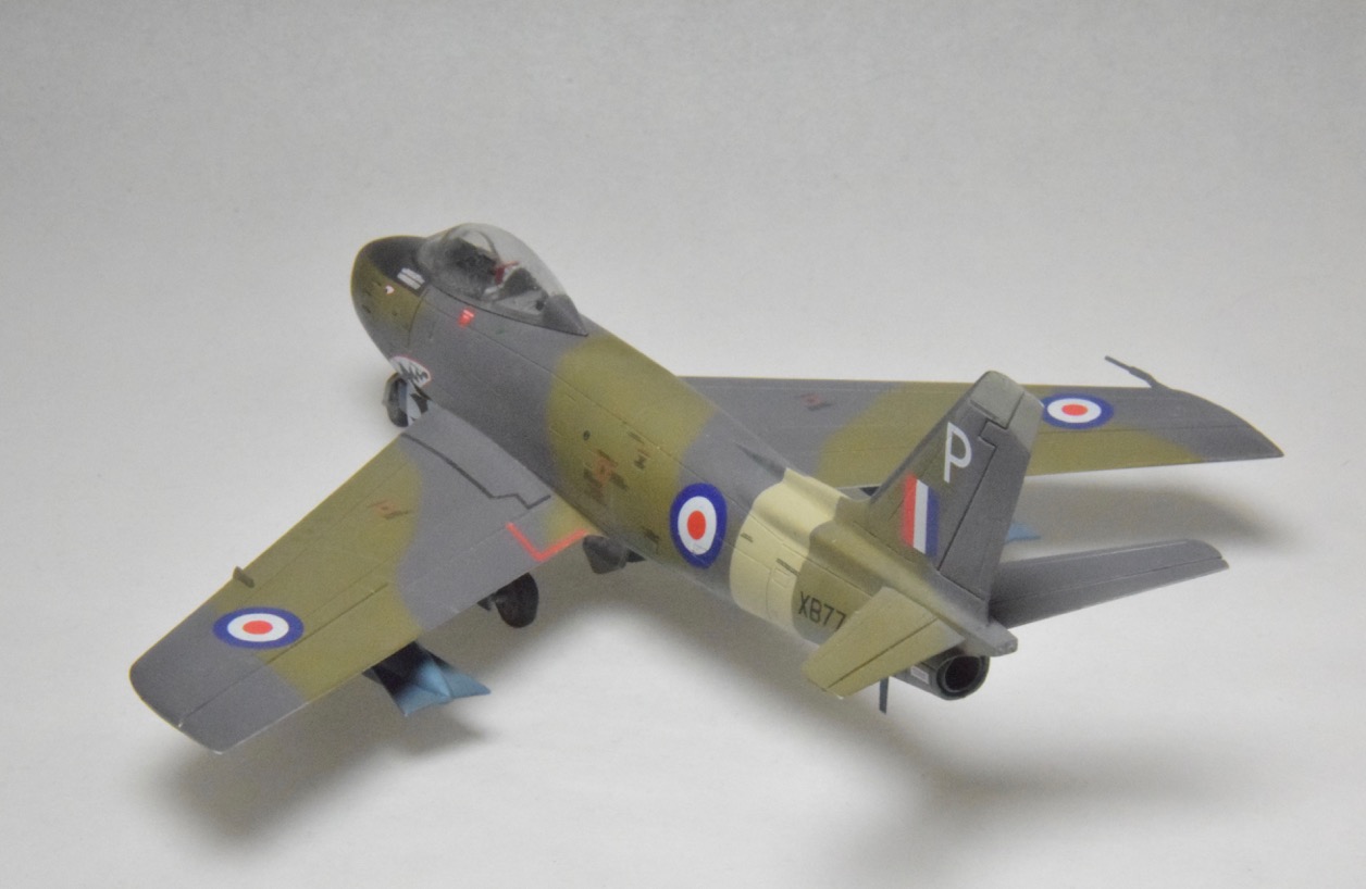 Canadair Sabre F-4 (Airfix 1/72)
This is a new mold from Airfix. It is built out of the box with kit supplied decals. The scale is 1/72 and it is listed as a Canadair Sabre F-4 in service in 1955.
