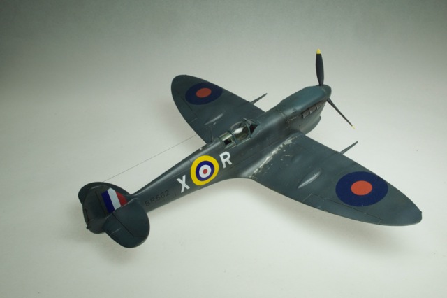 Spitfire Vb (1/48 Airfix)
Flown on Malta in July 1942 by Flight Lt. Ray Hesselyn,  249 Sqdn.

