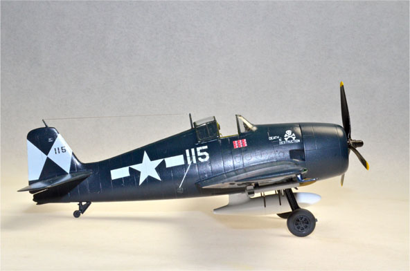 F6F-5 Hellcat (Eduard 1/72)
