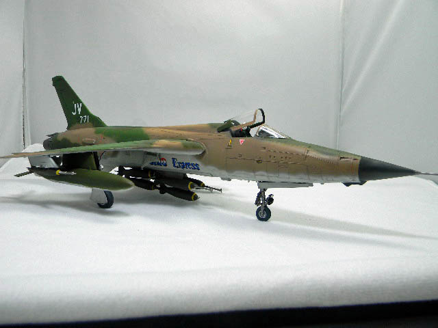 F-105D (Revell 1/48)
