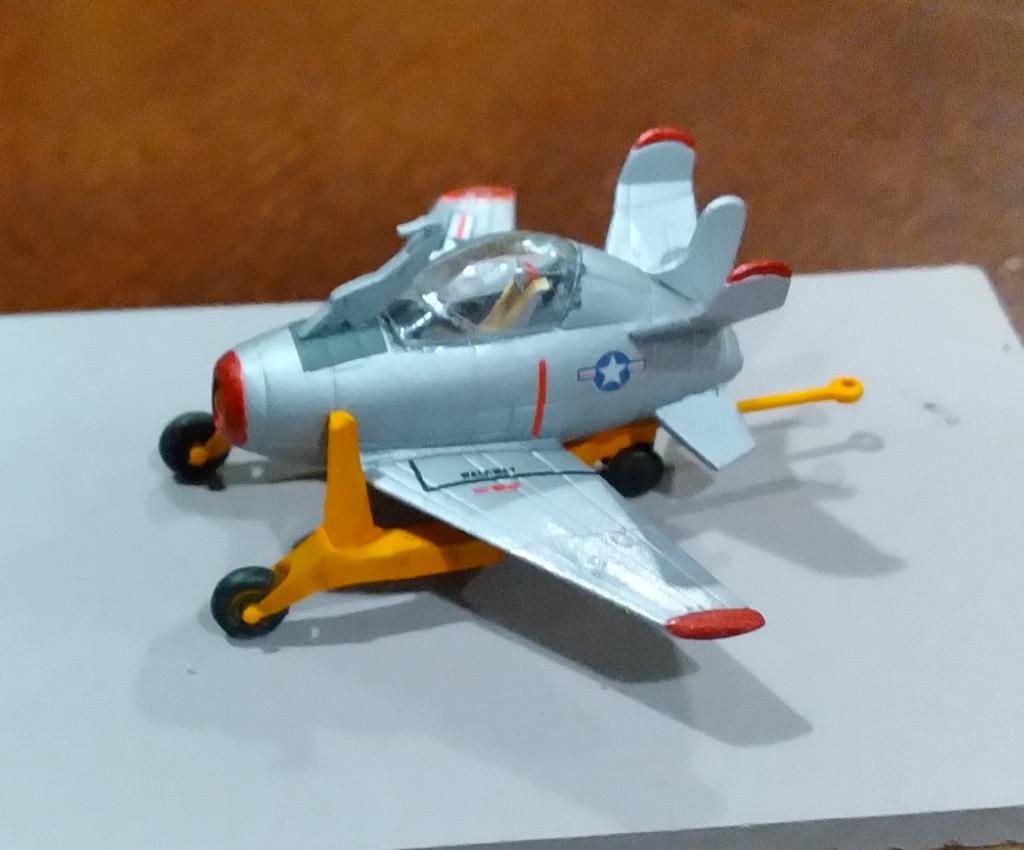 XF-85 Goblin (1/144)
