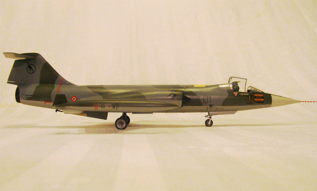 F-104 (Monogram 1/48)
