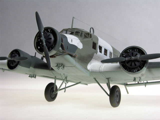 Ju 52 (1/48 Pro-Modeler)
