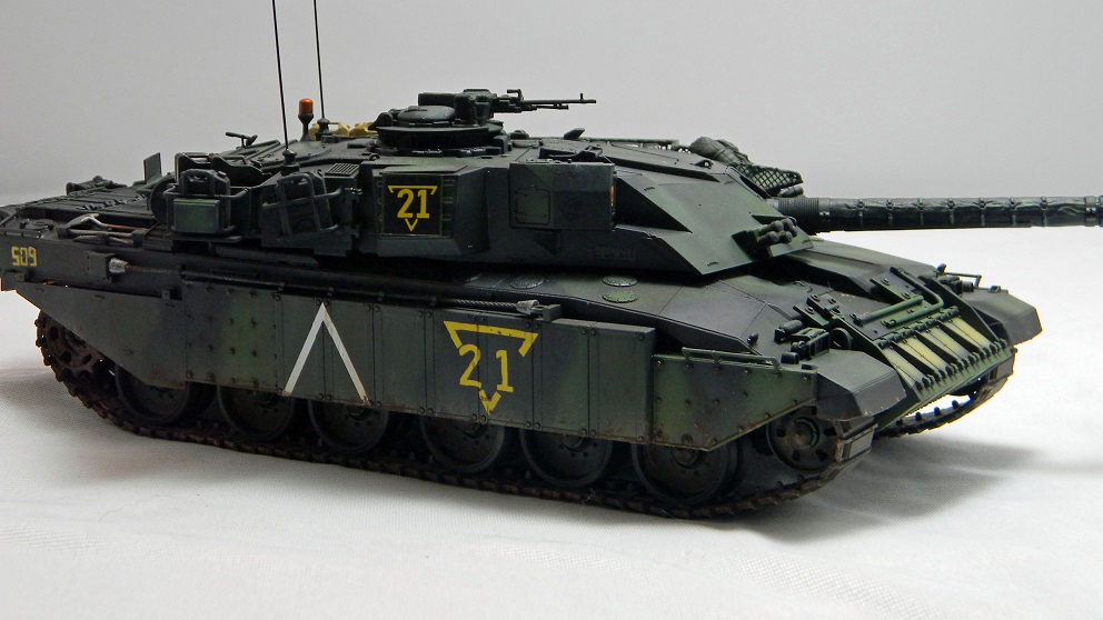 Challenger 1 Mk3 (Tamiya 1/35)
This is the Tamiya Challenger 1 Mk3. The decals are from Echelon. The tank depicts a unit of the King's Royal Hussars circa 1999 in Kosovo.
