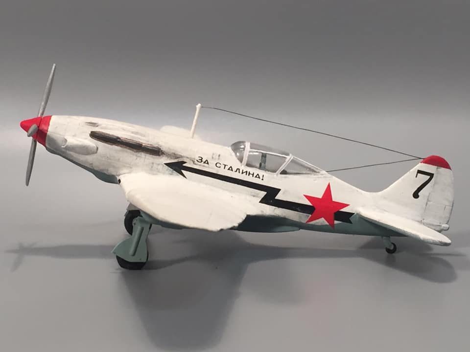 MiG 3, 12th Guards of the Moscow Air Defense, March 1942 (Encore Models 1/72)
