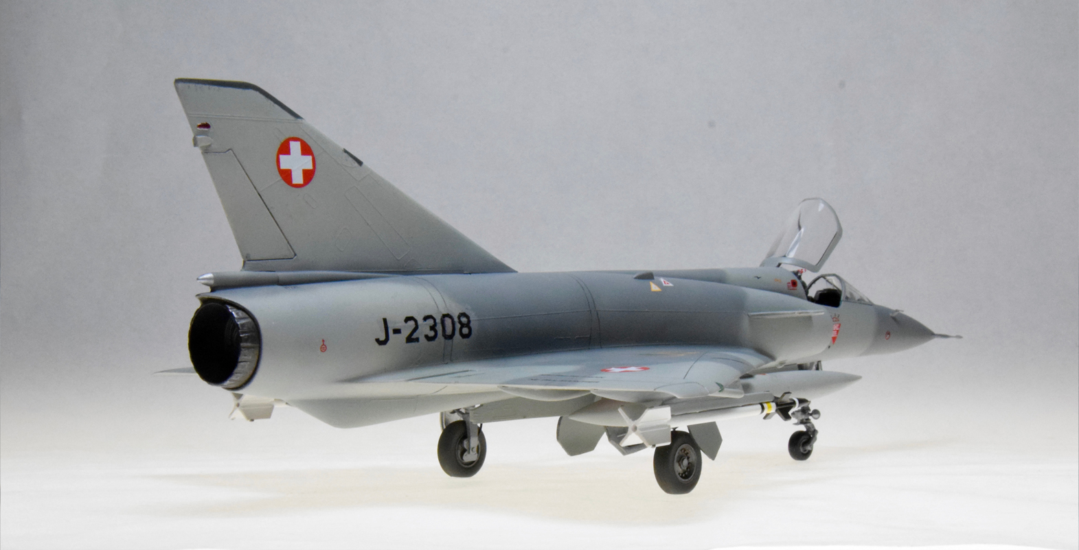 Mirage III S with C-70 mods, Swiss Air Force 1990 (ESCI 1/48)

