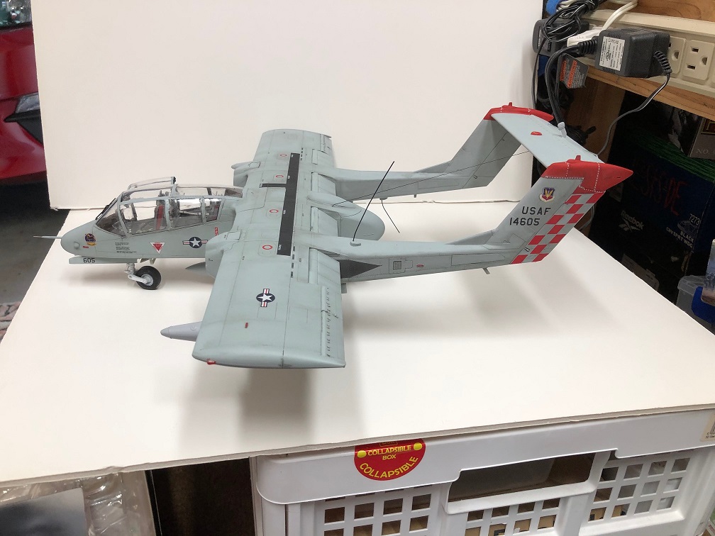 OV-10 (Kitty Hawk 1/32)
