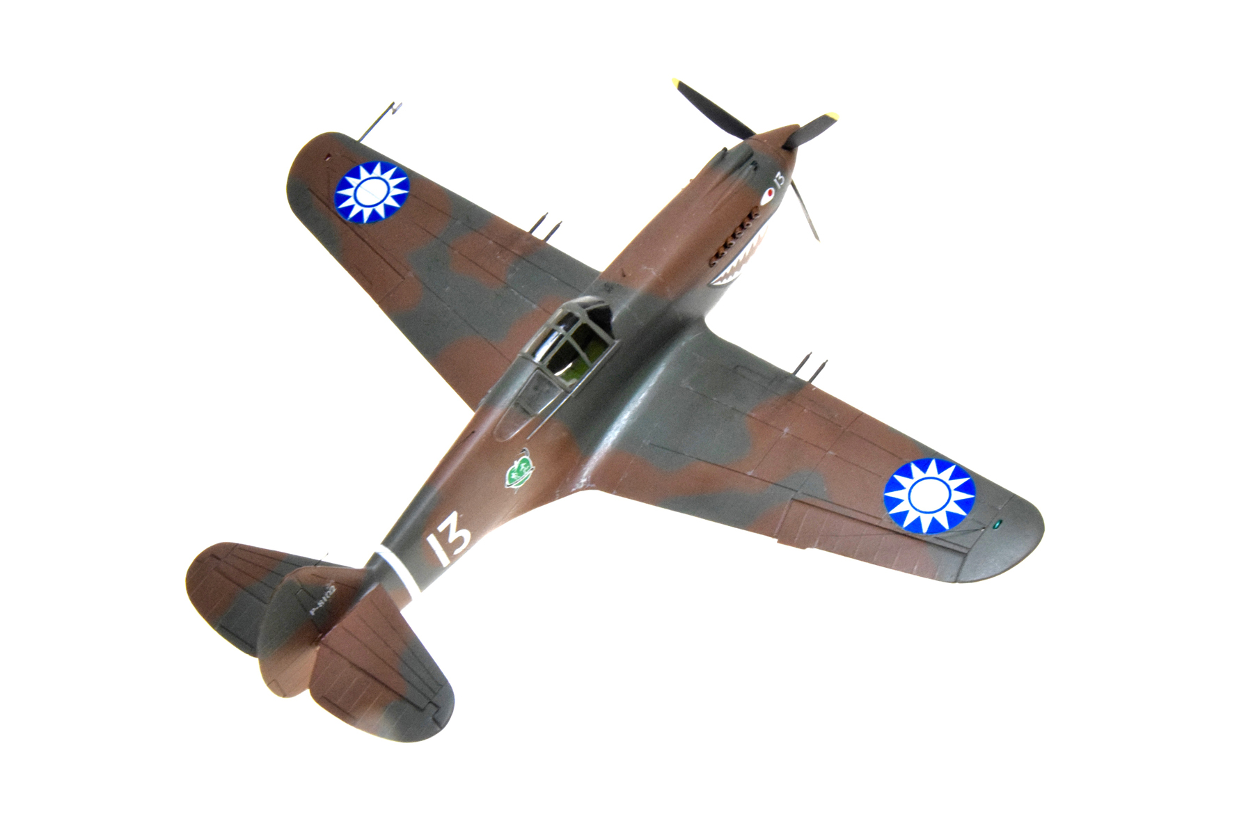 P-40B in AVG Markings (Monogram 1/48 )
