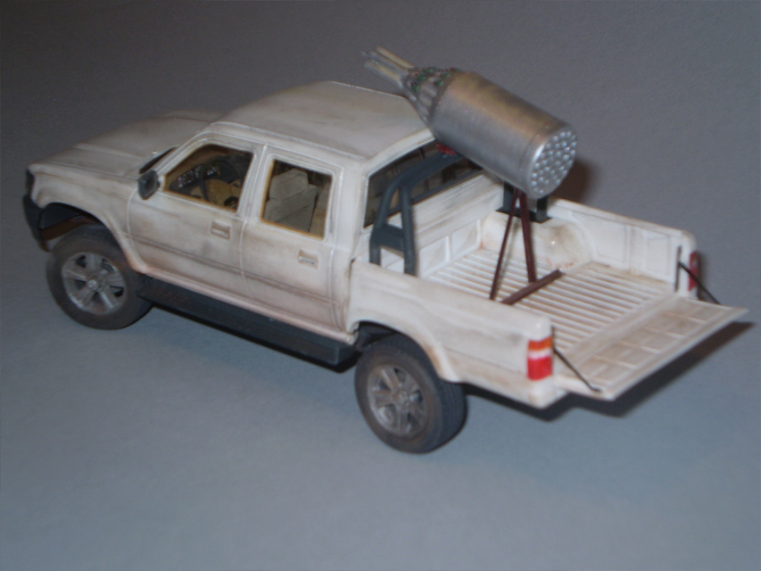 Toyota Truck with 'Urban Defense Module' (Meng 1/35)
