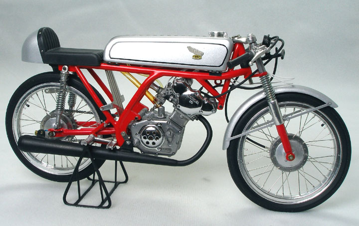 1961 Honda RC110 (1/12 Gunze Sangyo)
