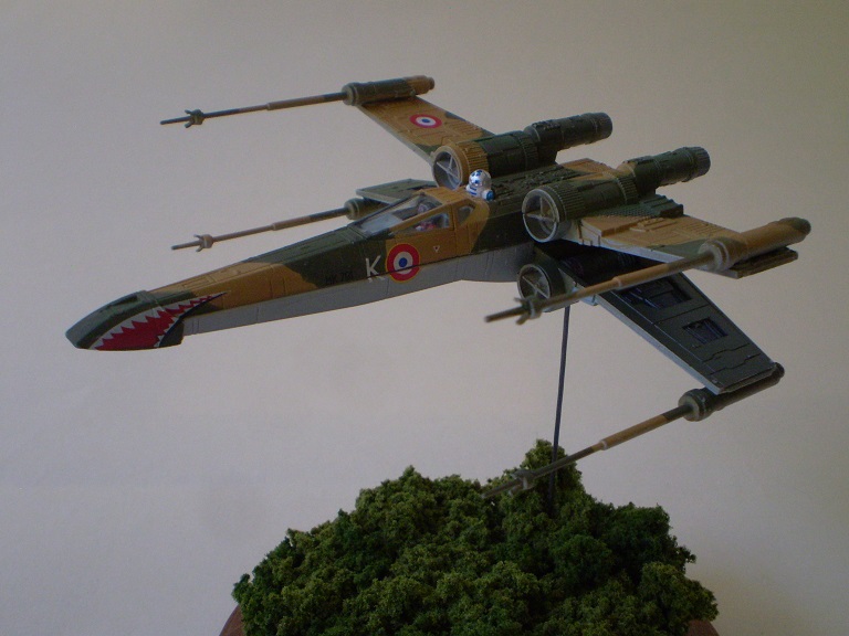 X-Wing (Revell Germany 1/100, Custom Decals)
