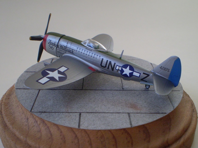 P-47 (Platz 1/144)
