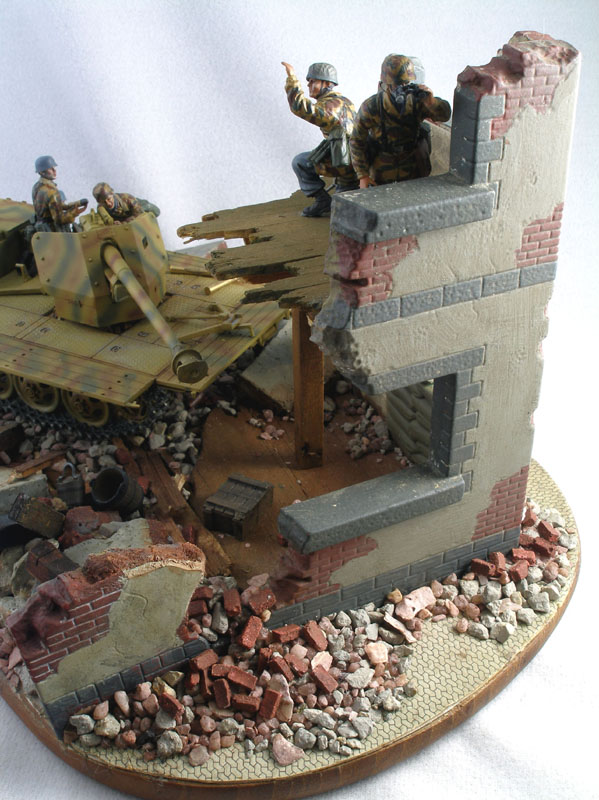 Second Front - 1/35 RSO Diorama
Italeri RSO/02 with Friulmodel tracks and DML 75mm PaK40. Fallschirmjger figures were taken from the same PaK40 kit.

