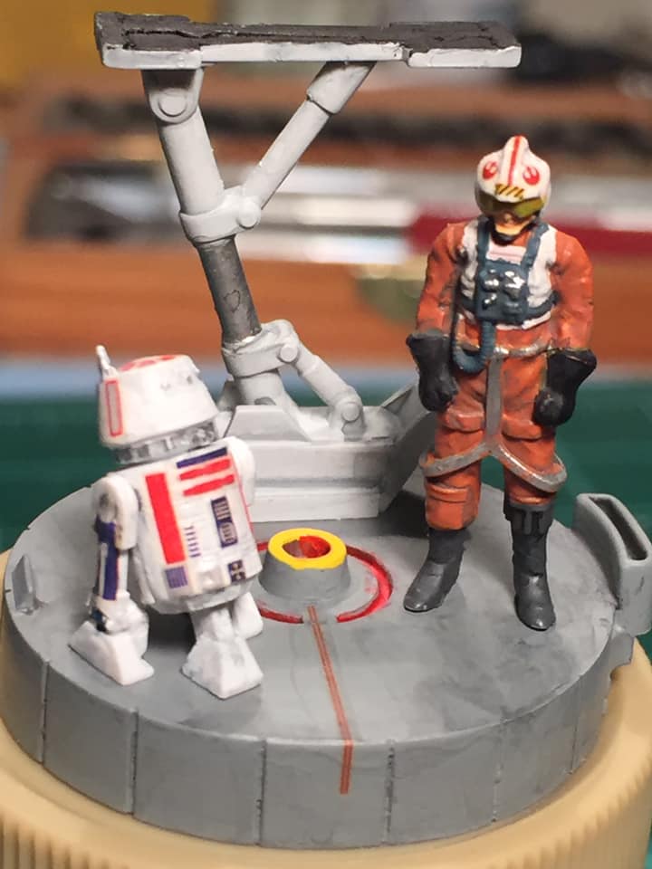 Rebel Pilot & Astromech Droid (Ban Dai 1/72)
