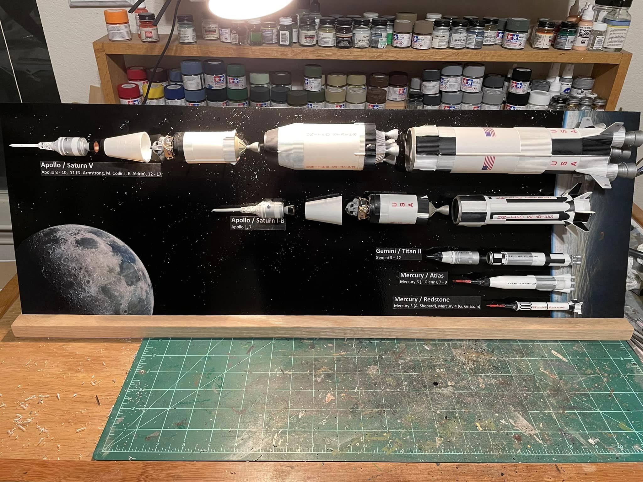 Manned NASA Rockets - Mercury, Gemini, and Apollo (AMT 1/200 w/ custom display)
