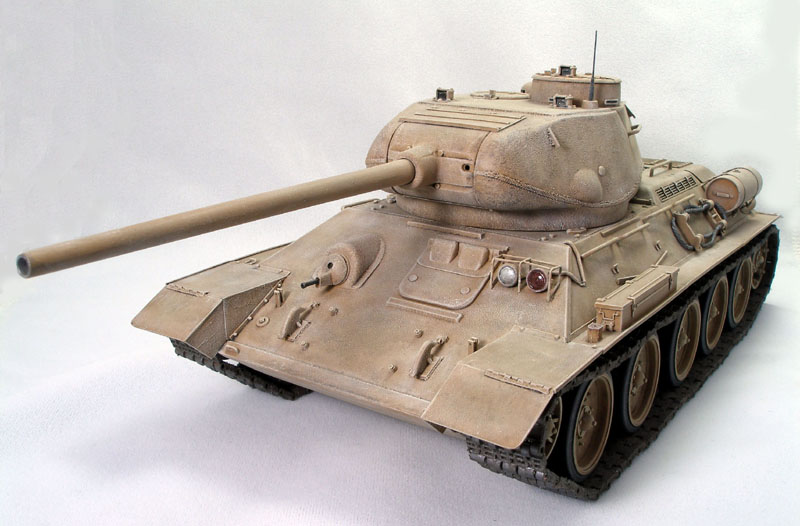 Egyptian Army T-34/85 (Tamiya 1/25)
