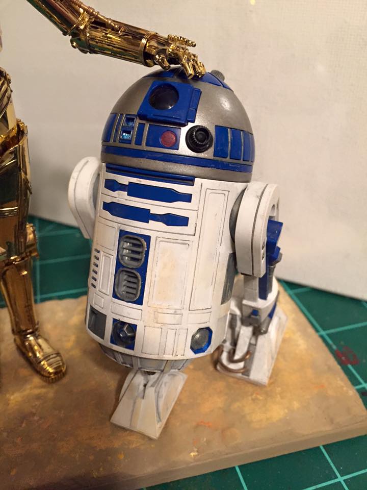 C-3PO and R2-D2 (Bandai 1/12)
These aren't the droids you are looking for.

