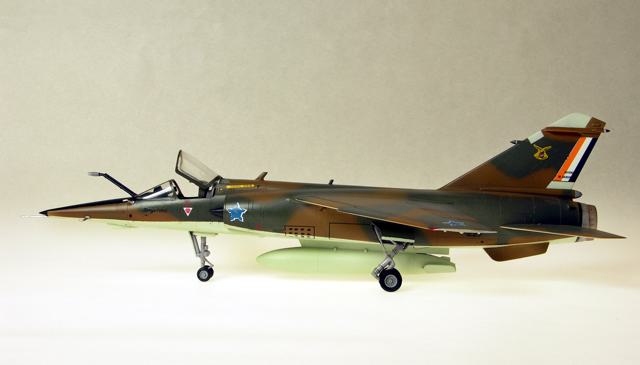 Mirage F1-AZ (ground attack) South African Air Force (1/48 ESCI/Scale Craft)
