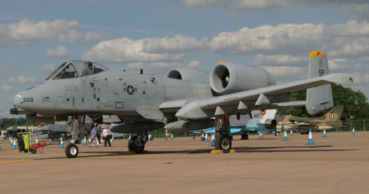 RIAT 2005 USAF 81-0956.jpg