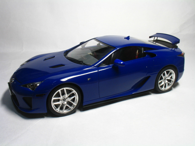 Lexus LFA (Tamiya 1/24)
