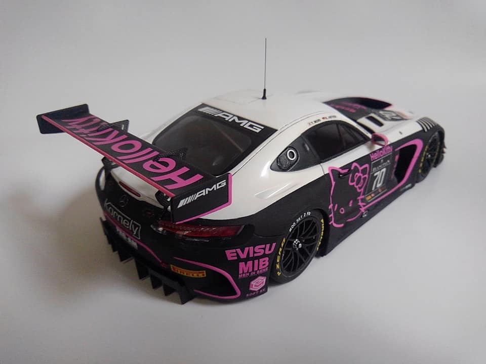 Mercedes AMG GT3 "Hello Kitty" (Tamiya 1/24 w/ Slotfabrik decals)
