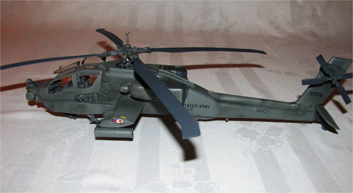 AH-64A Apache (Monogram 1/48)
