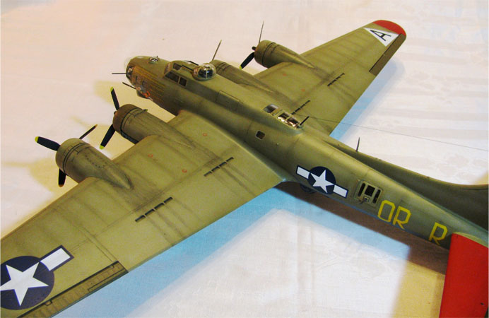 B-17G (Monogram 1/48)
