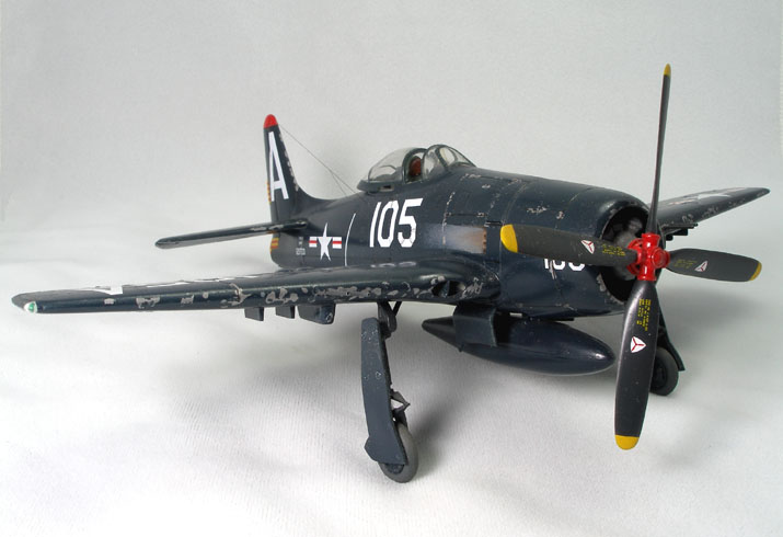 Grumman F8F-2 Bearcat (Testors 1/48)
