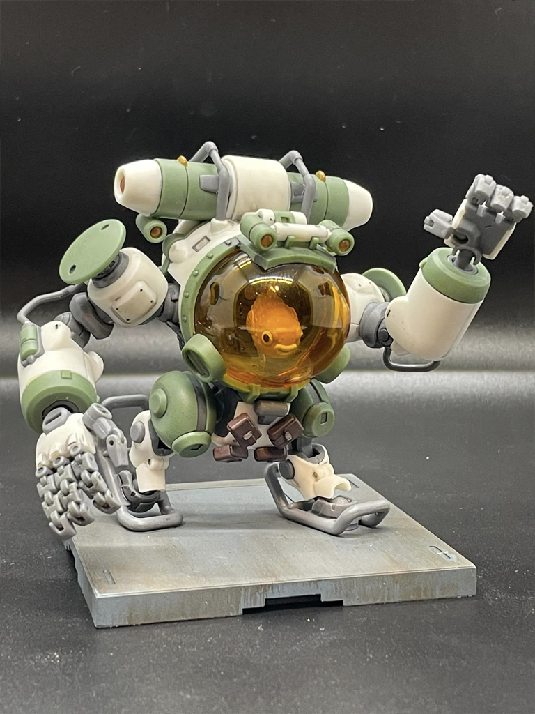 Blowfish-Piloted Fighting Suit (Kemo 1/24)
