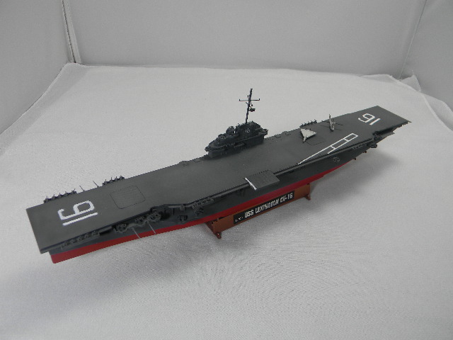 USS Lexington (Dragon 1/700)
