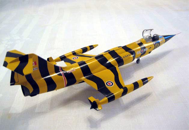 CF-104 (Monogram 1/48)
