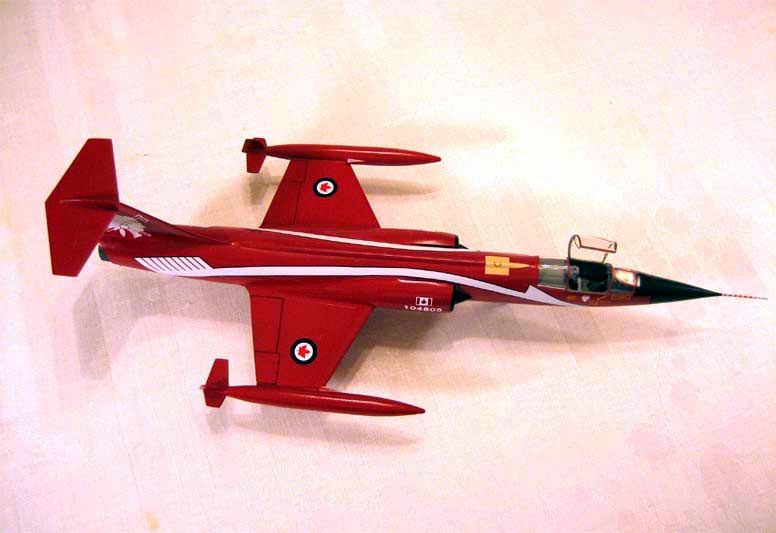 CF-104 (Monogram 1/48)
