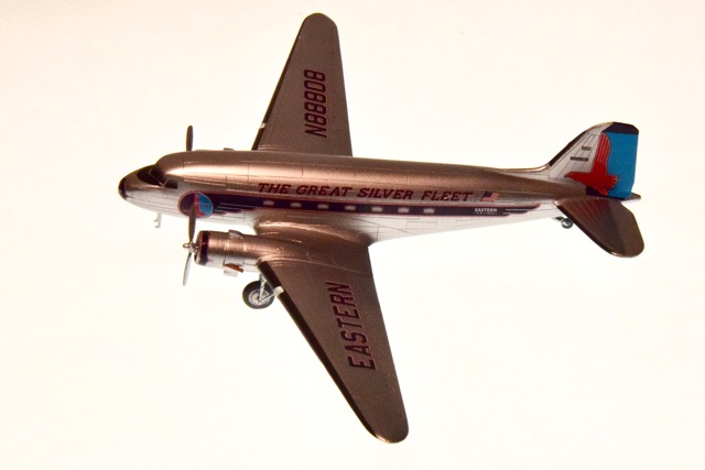 DC-3, Eastern Airlines (Minicraft 1/144)
