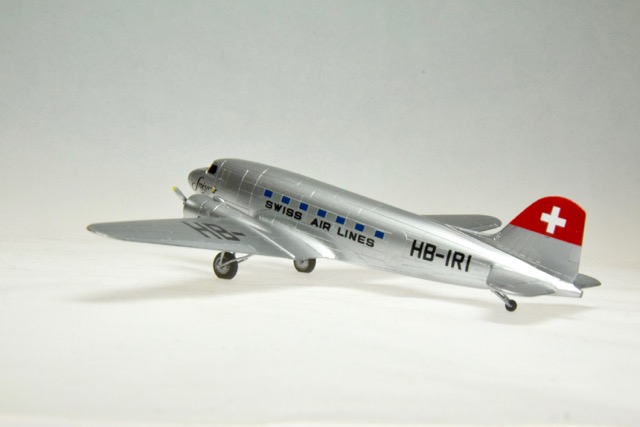 DC-3, Swiss Airlines (Minicraft 1/144)
