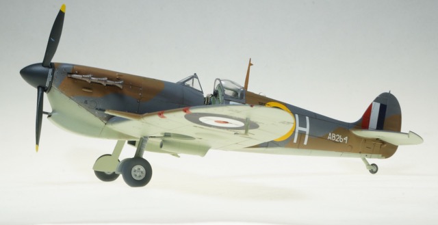 Spitfire Vb. 249 Squadron, Malta 1942. (Airfix 1/48) 
