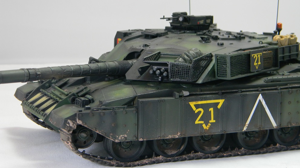 Challenger 1 Mk3 (Tamiya 1/35)
This is the Tamiya Challenger 1 Mk3. The decals are from Echelon. The tank depicts a unit of the King's Royal Hussars circa 1999 in Kosovo.
