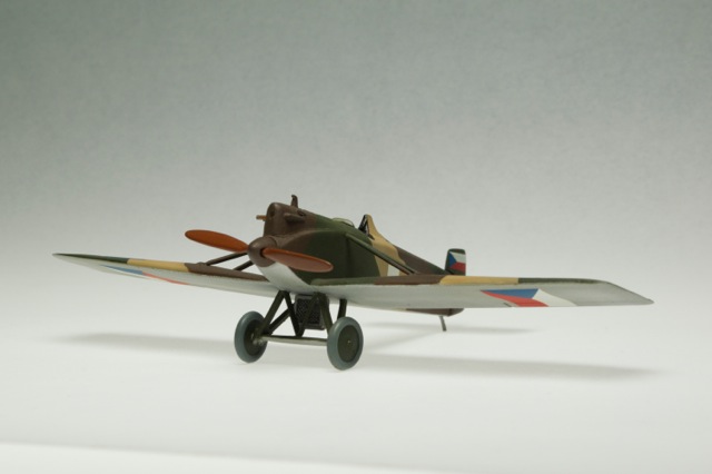 AVIA BH-3 (KP 1/72)
Markings are from the Military Flying School, Cheb, Czechoslovakia, 1921.

