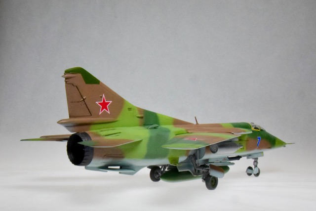 MiG 27 (Esci 1/48)
