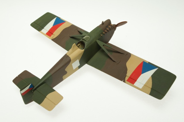 AVIA BH-3 (KP 1/72)
Markings are from the Military Flying School, Cheb, Czechoslovakia, 1921.
