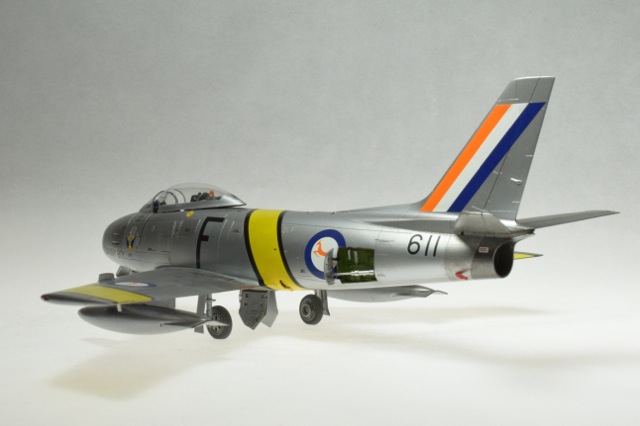 North American F-86F Sabre (Hasegawa 1/48)
South African Air Force
Korea, 1953
