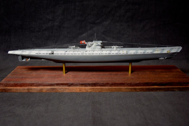 Type IXB U-Boat (Nichimo 1/200)
It won first place in submarines at the IPMS Convention in Dallas, in 2000.

