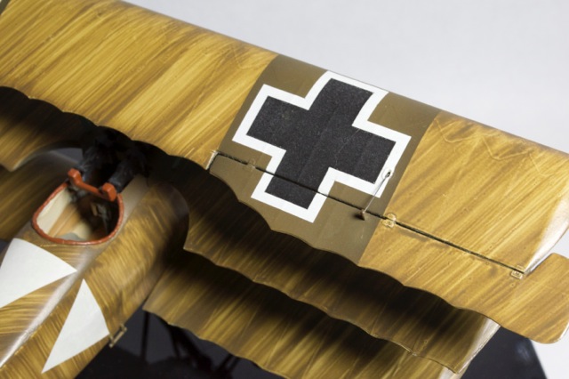 Fokker DR-1 (Revell 1/28)
Markings are for Jasta 19, 1918
